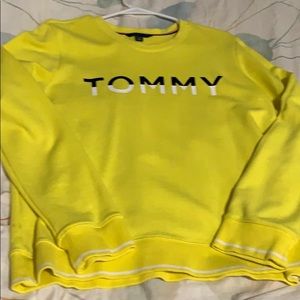 Women’s sweatshirt